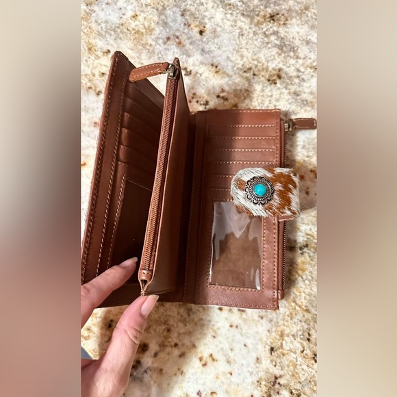 Authentic cowhide and turquoise leather wallet $70 - Picture 4 of 5